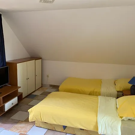 Apartment Beni Nyaralo *